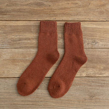 Load image into Gallery viewer, 1 pair of socks winter thickened
