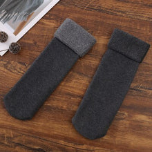 Load image into Gallery viewer, Women&#39;s Seamless Thermal  Socks
